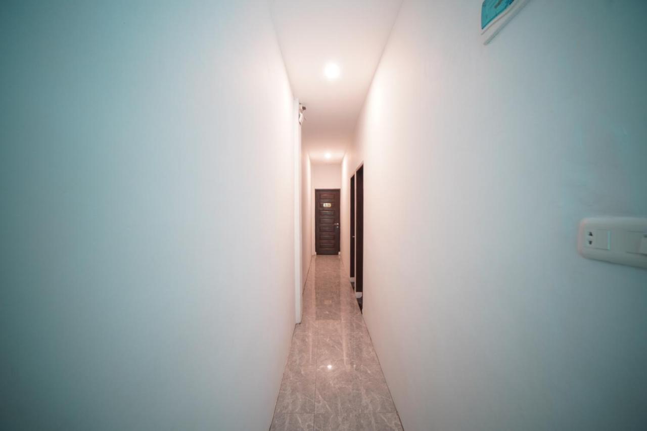 Oyo 90830 Multatuli Guest House Медан Экстерьер фото